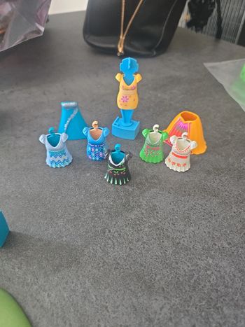 Lot de robe playmobil