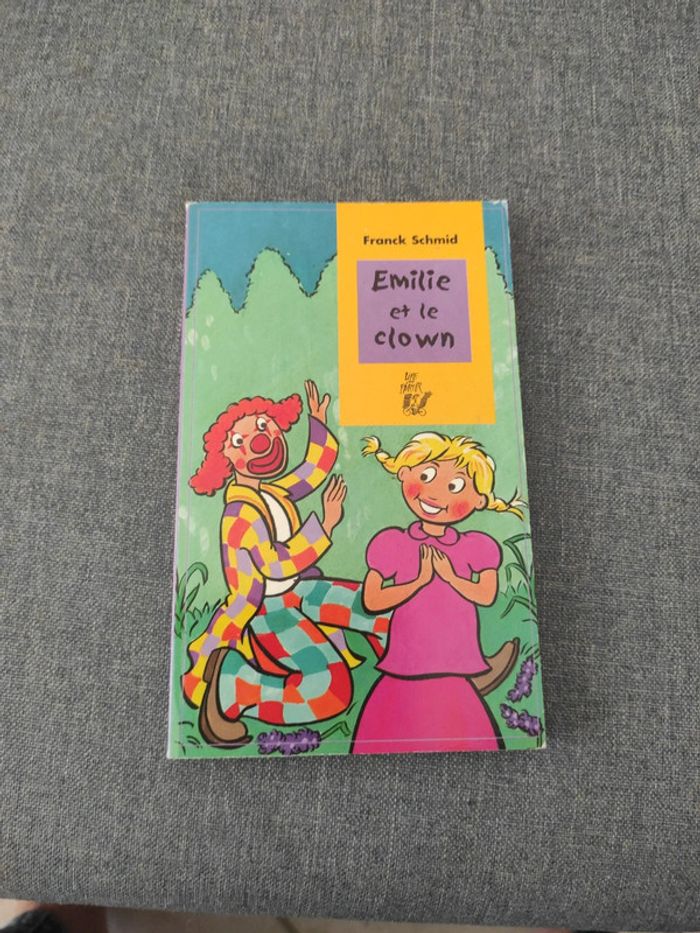 Emilie et le clown