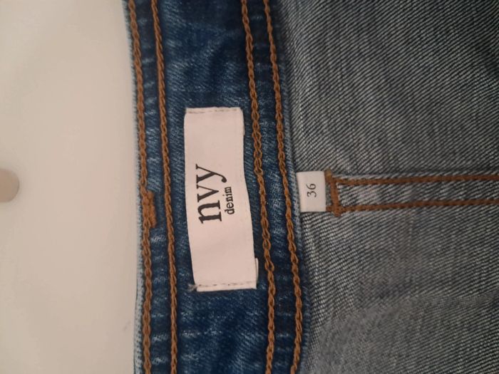 NVY jean taille haute jambes larges T 36 - photo numéro 9