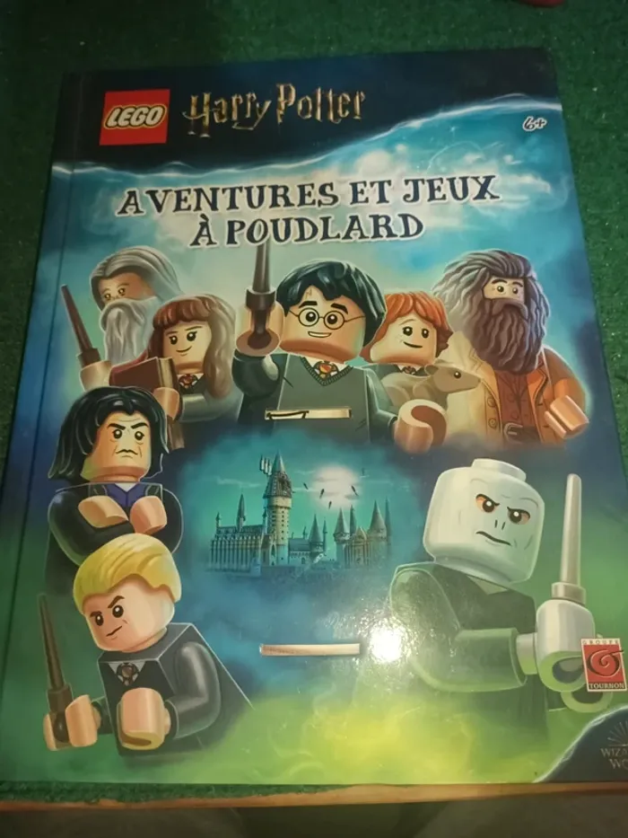 Lego livre jeux Harry potter " aventure et jeux a Poudlard"