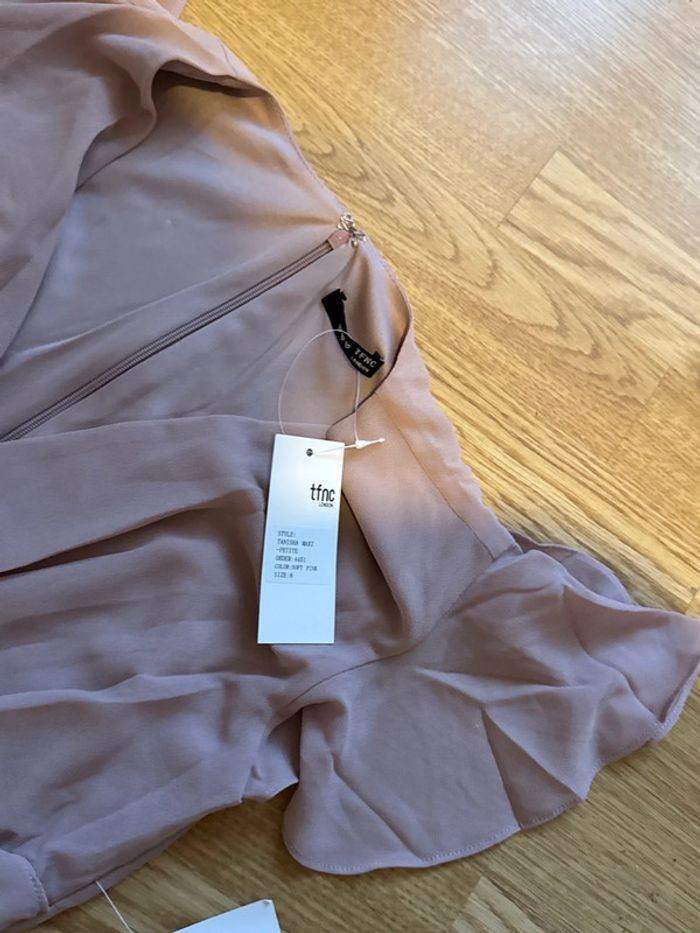Robe cocktail taille 34 tfnc petite - photo numéro 5
