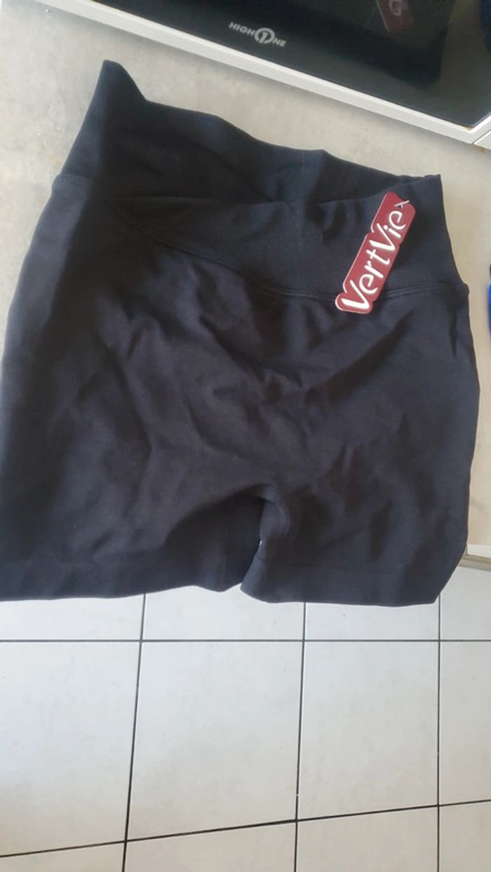 Shorty vertvie