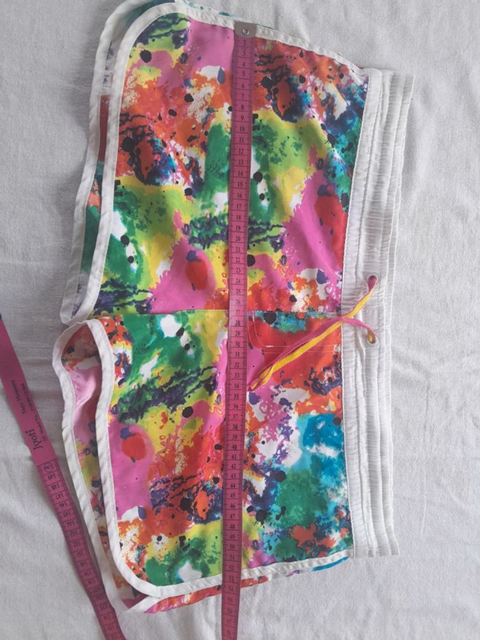 Short coloré HS - photo numéro 7