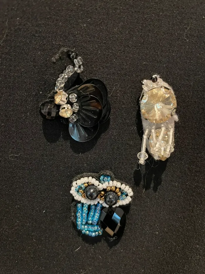 Top noir + bijoux - photo numéro 4