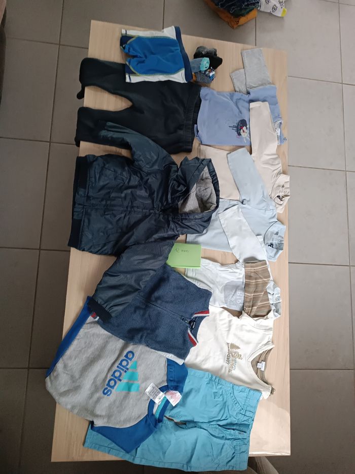 Lot 12 mois garçon blouson pull pantalon sous pull