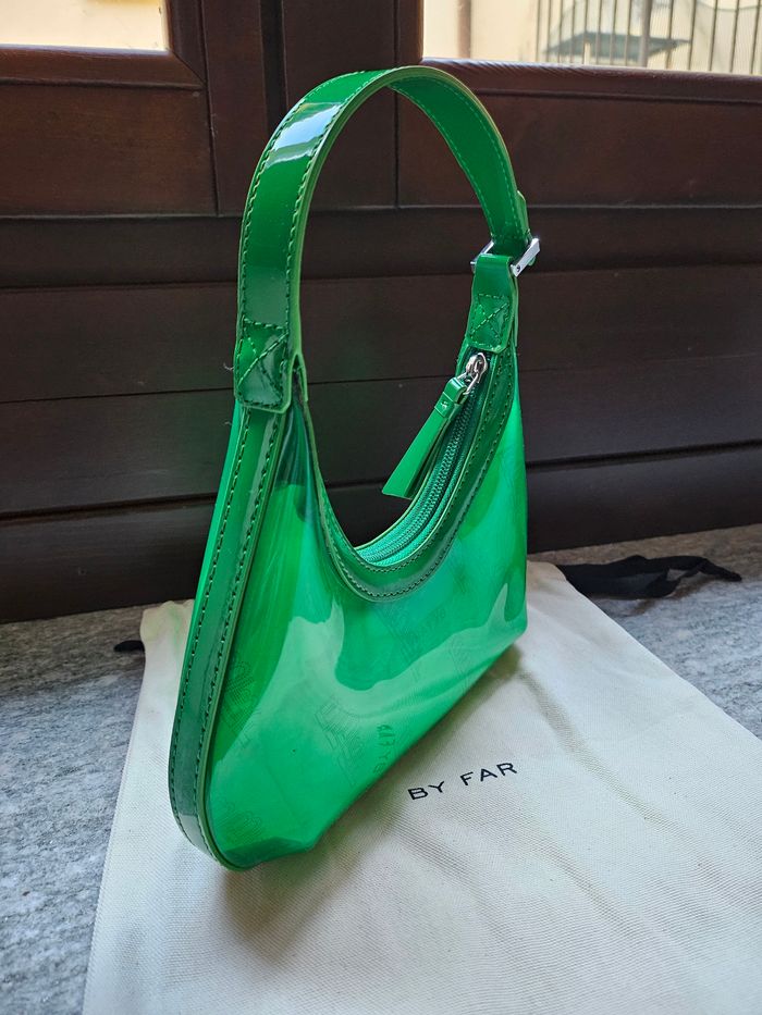 By Far - photo numéro 3