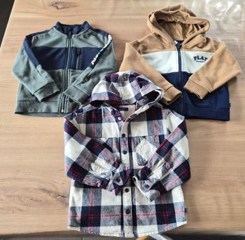 Lot vestes garçon 4 ans 