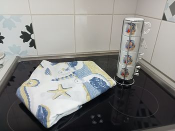 Service à café + nappe ronde thème Bretagne