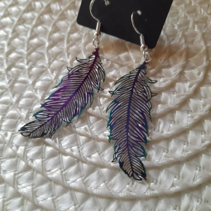 Paire de boucle d oreille plume - photo numéro 2