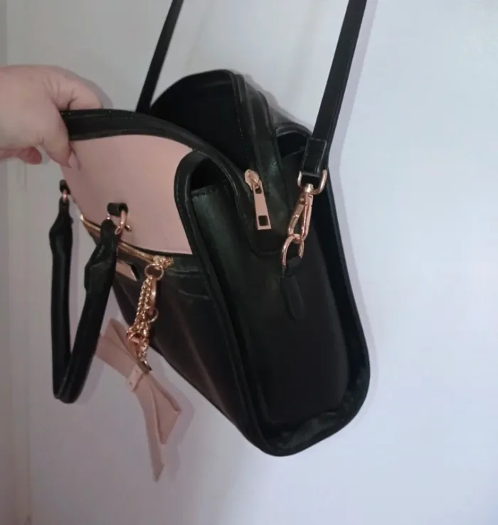 Sac a main bandoulière rose et noir - photo numéro 4