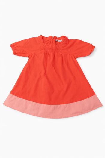 Robe, 3 ans. Tape à l'oeil.