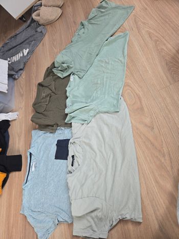 Lot 5 tee-shirts 