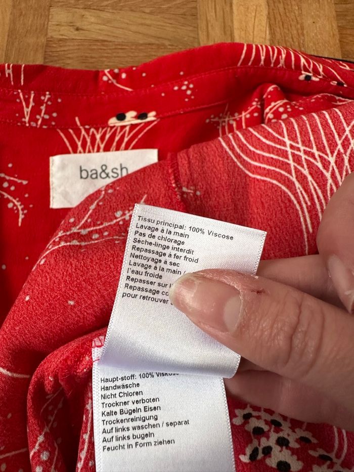 Chemisier Ba&sh rouge à motifs noirs taille 38 - photo numéro 6