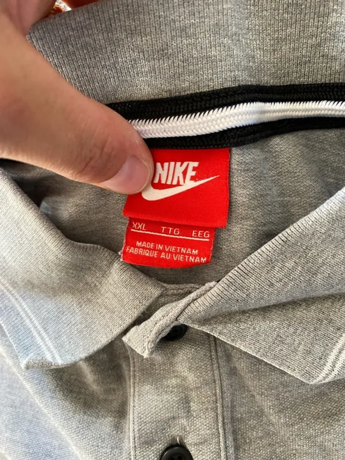 Polo Nike Gris XXL – Look Casual & Sport – Très Bon État - photo numéro 3