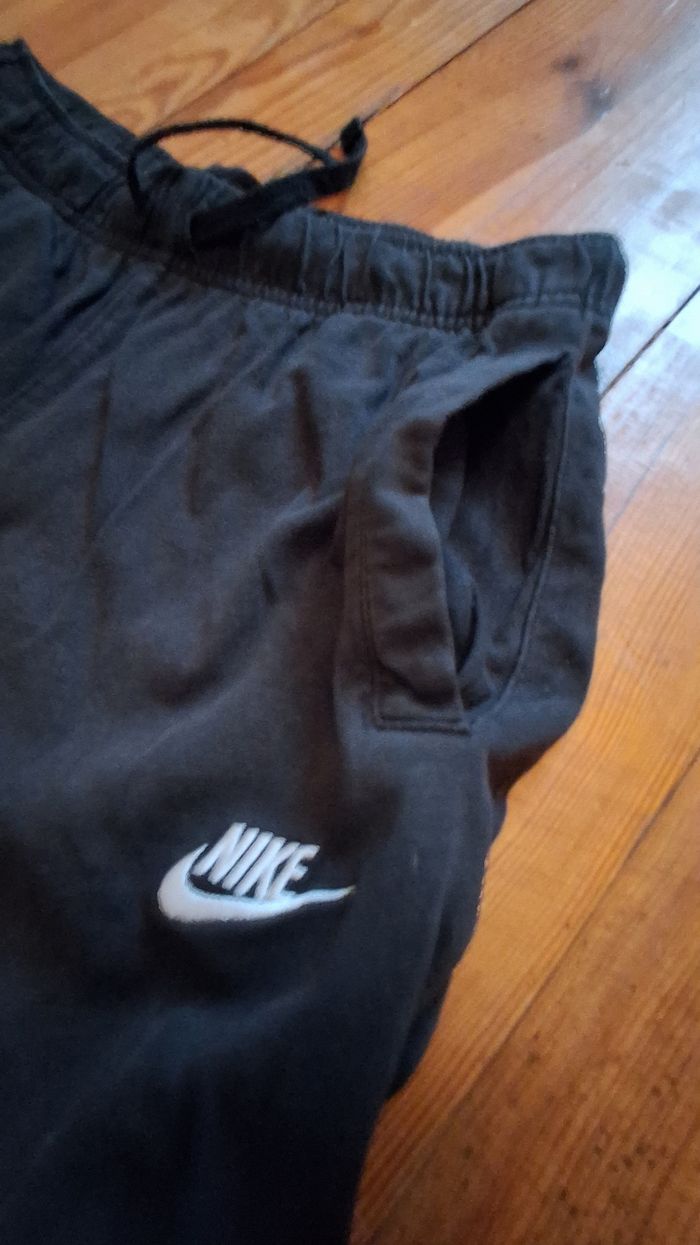 Short nike noir taille S - photo numéro 2