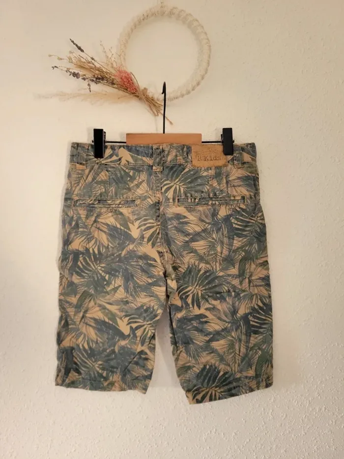 Short garçon 👦 9 -10ans - photo numéro 4