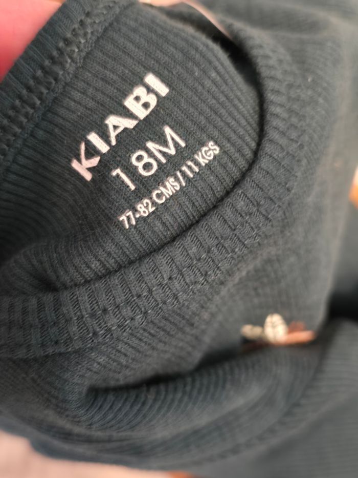 NEUFS (non portés)🏷🏷🤩😍💙SUPERBES  bodies ml et pyjama 18 mois garçon 🤩😍💙 - photo numéro 9