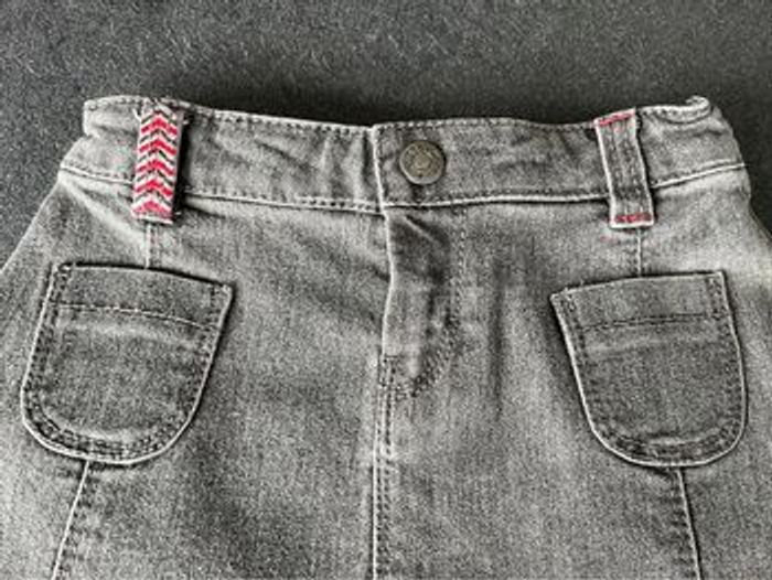 Jupe grise - photo numéro 2