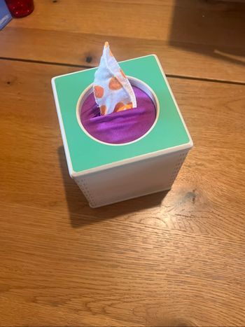 Lovevery boîte à mouchoirs
