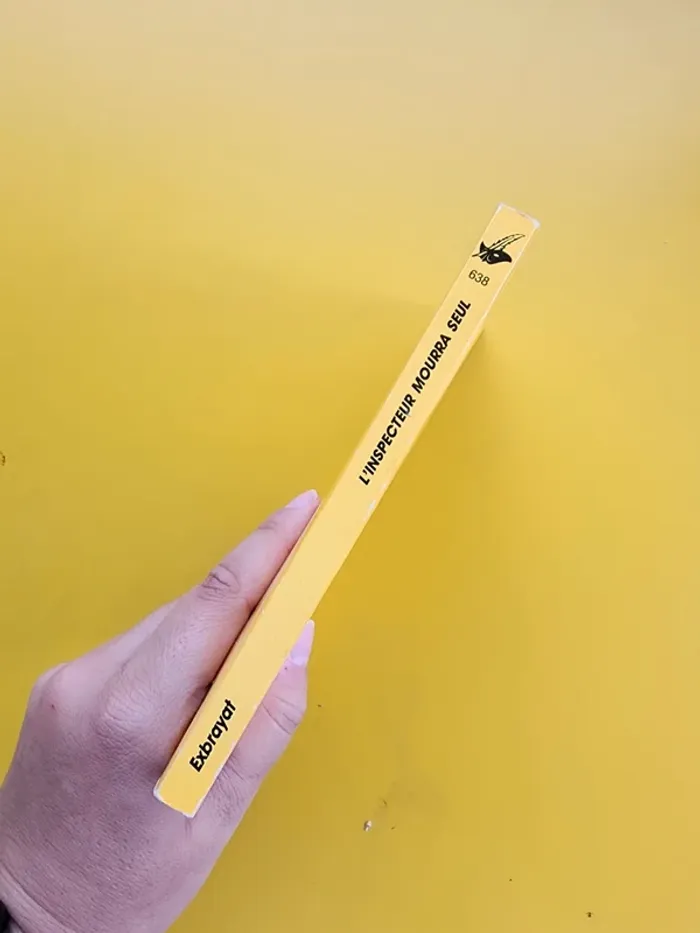 Livre de poche "l'inspecteur mourra seul" de Exbrayat - photo numéro 3