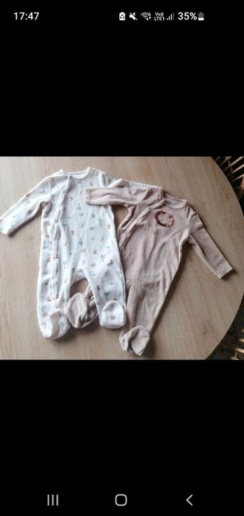 Lot pyjamas pressions avant 9 mois