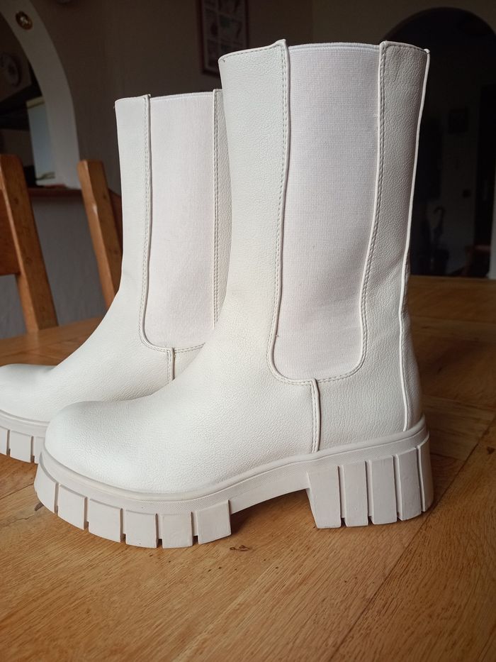 Bottines Neuves - photo numéro 2