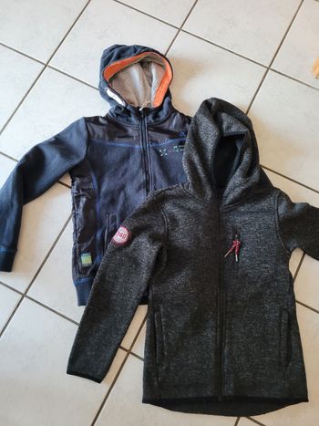 Lot vestes zippées garçon