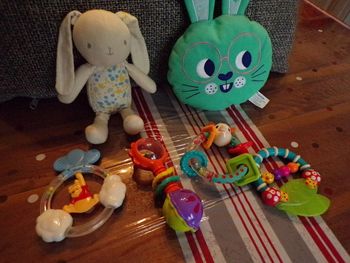 Lot 6 jouets d'éveil