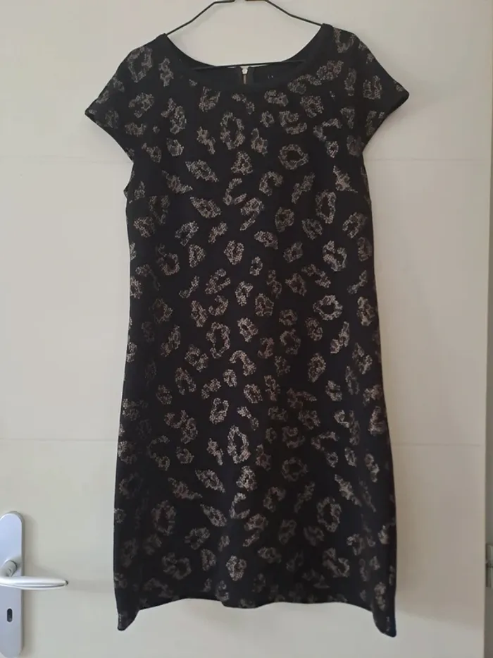 Robe chic