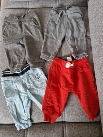 Lot de 4 joggings 6 mois