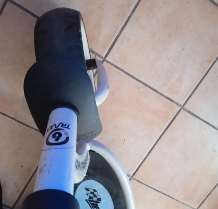 Trotinette avec siège 3à7 ans - photo numéro 6