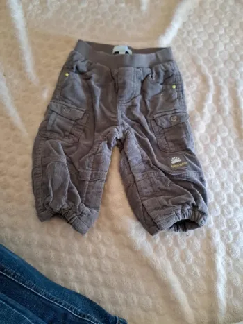 Petit pantalon Gémo 6 mois
