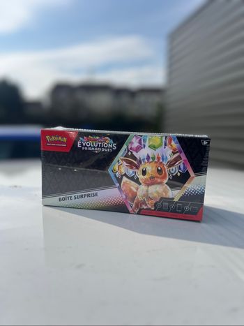 Boîte surprise Pokémon évolution prismatique EV8.5