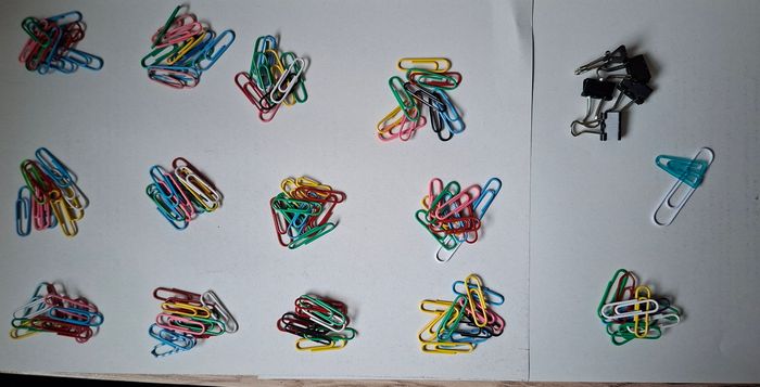 Lot 130 trombones colorés