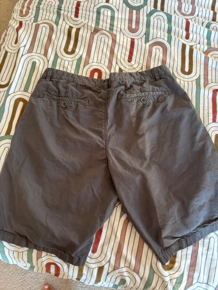 Short chino gris foncé - photo numéro 2