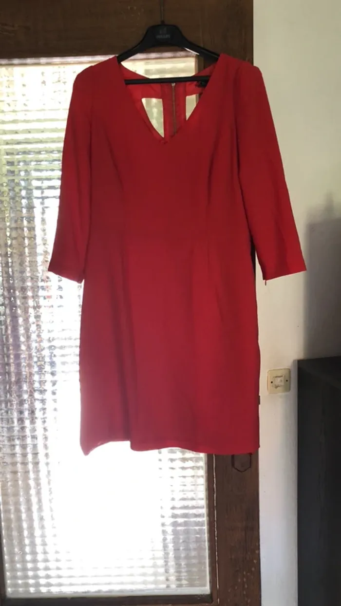 Robe Sinequanone