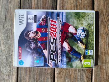 Pes 2011