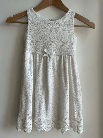 Robe en crochet T 4/6 ans "H&M"