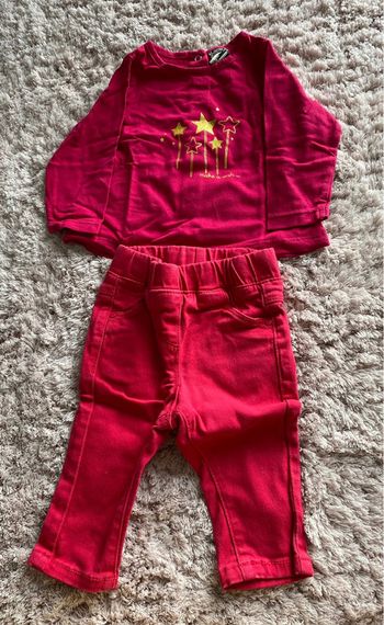 Ensemble pantalon réglable et tee-shirts manches longues tape à l’œil 3 mois