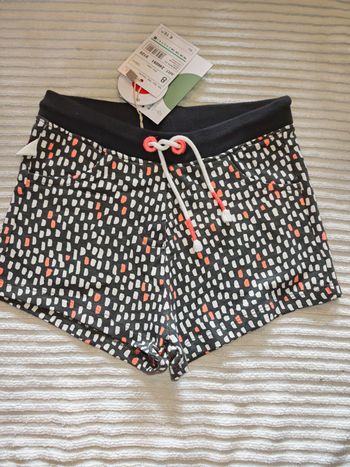 Short boboli 8 ans neuf 