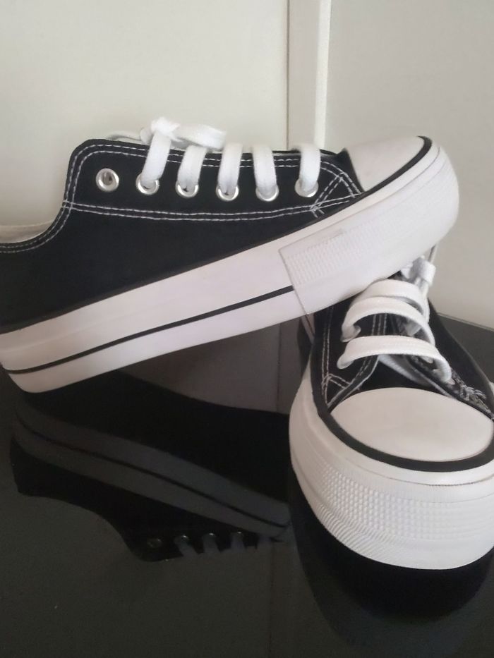Baskets T. 36