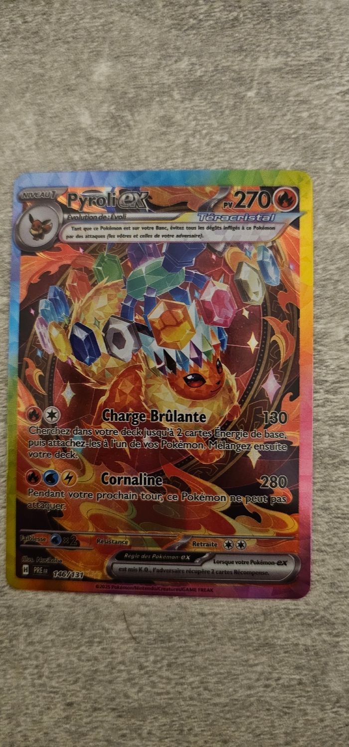 Carte Pokémon Pyroli EX évolutions prismatiquesn