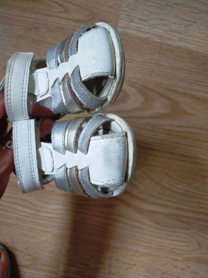 Jolie sandale cuir 20 - photo numéro 6