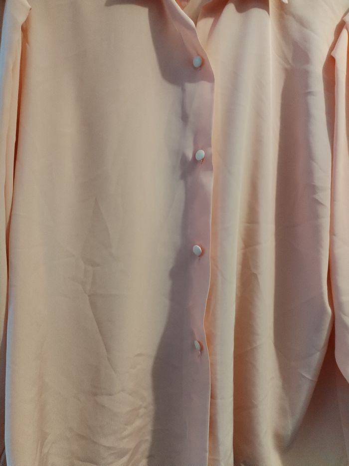 Chemise femme manches longues taille 48 - photo numéro 2