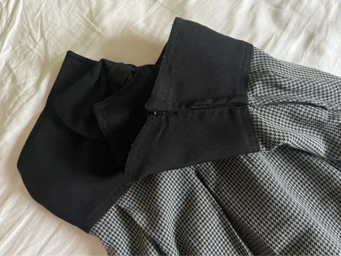Robe bustier élégante - photo numéro 3
