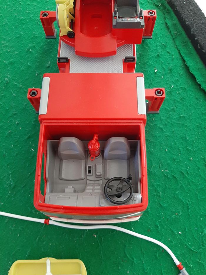 Camion de pompier playmobil - photo numéro 5