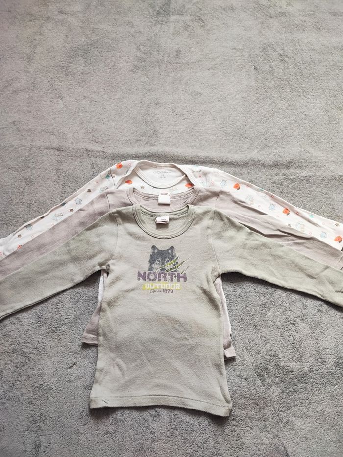 Lot de 3 sous pull + 3 marcel+ 2 offert 3 ans - photo numéro 4