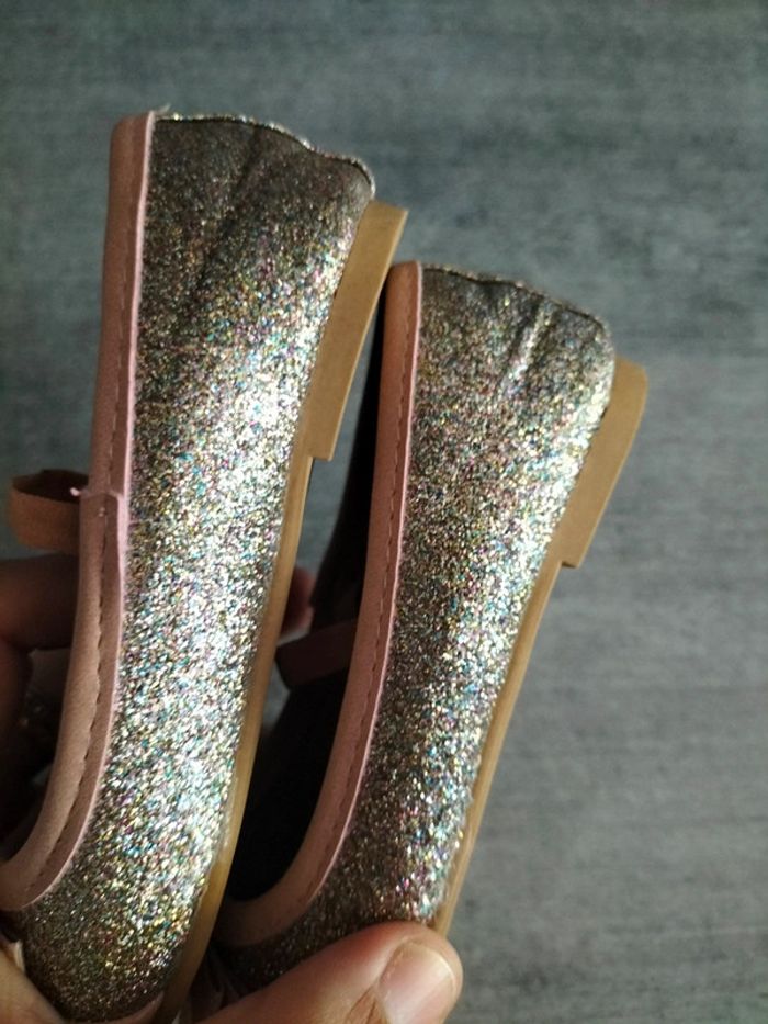 Chaussures taille 24 - photo numéro 6