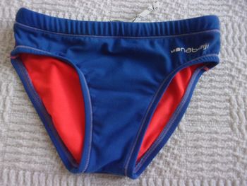 Maillot de bain Nabaiji taille 3/4 ans