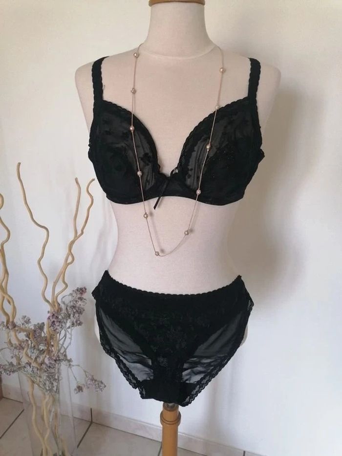 🖤 Soutien gorge résille Etam 🖤 - photo numéro 9